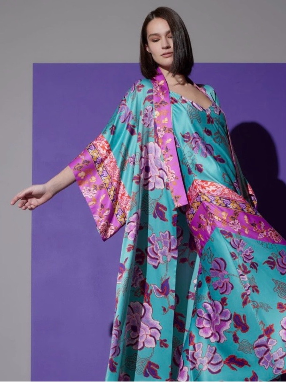 Natori Women's Teal Purple Floral Ume Robe Kimono Sleeves Loungewear Robe Med